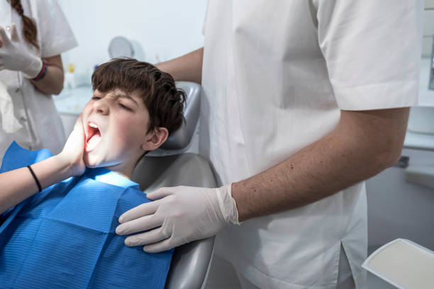Best Emergency Tooth Extraction in Dewitt, MI